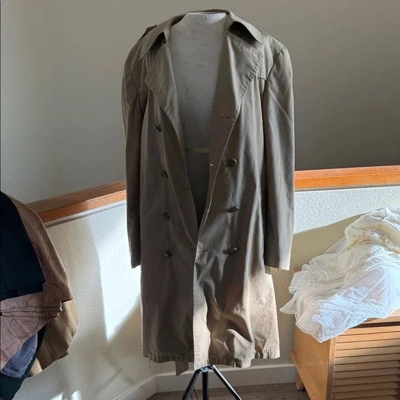 Vintage Sears Men's Tan Double-Breasted Trench Coat - Picture 4 of 12